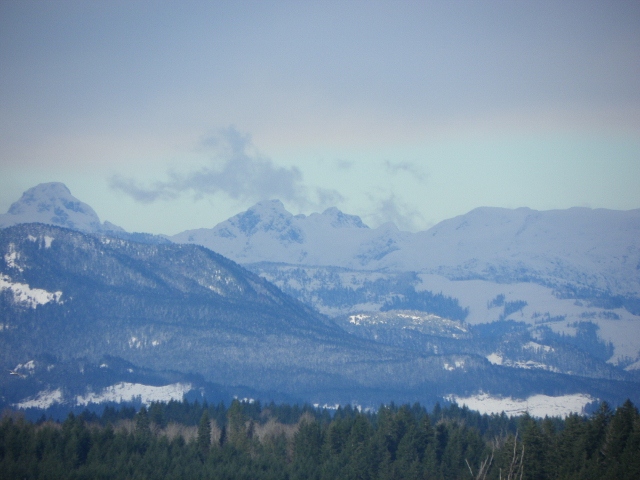Mountains and Peaks 01-17 008 (640x480).jpg